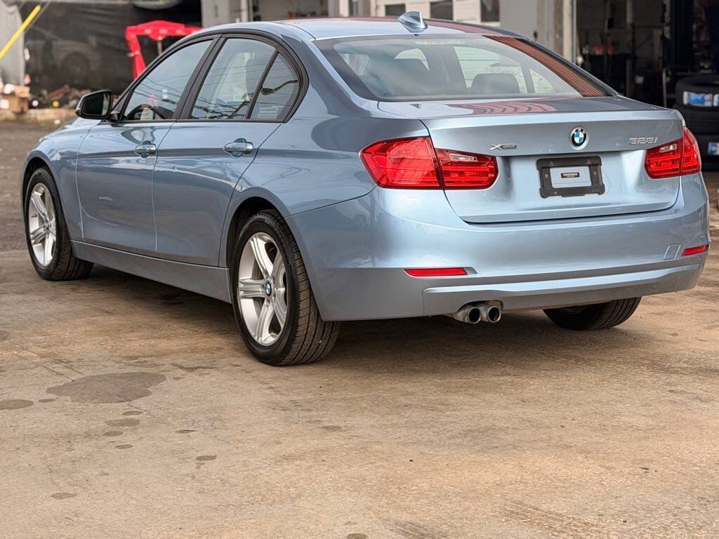 Used 2014 BMW 328i xDrive Sedan AWD/4WD image 5