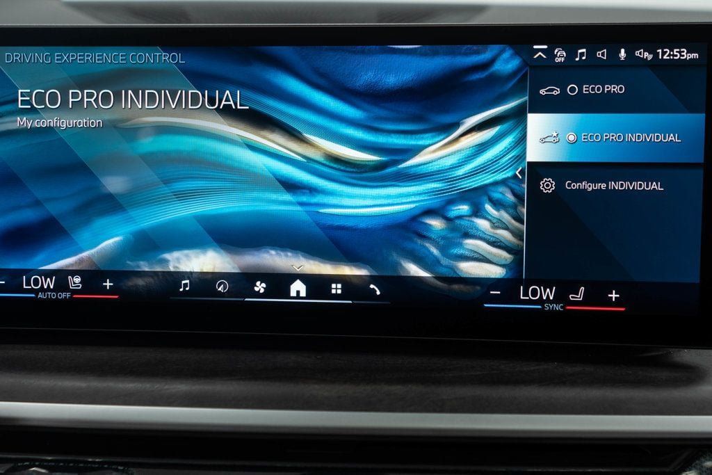 Used 2025 BMW X7 xDrive40i AWD/4WD image 36