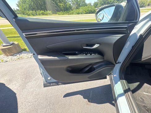 Used 2022 Hyundai Santa Cruz SEL FWD image 9