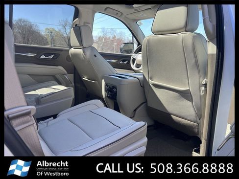 Used 2022 GMC Yukon Denali AWD/4WD image 18