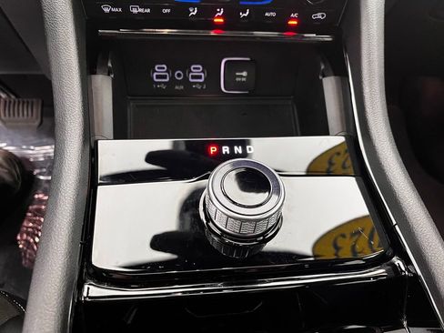 Used 2023 Jeep Grand Cherokee L Laredo image 23