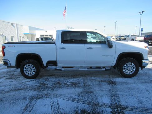 Certified 2025 Chevrolet Silverado 3500 LTZ image 4