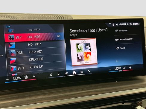 Certified 2024 BMW X7 M60i image 15