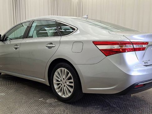 Used 2015 Toyota Avalon Limited FWD image 9