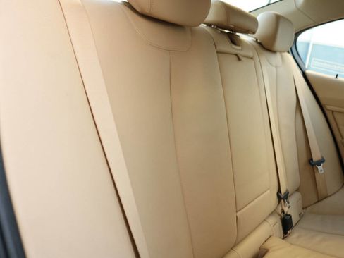 Used 2013 BMW 335i Sedan image 19