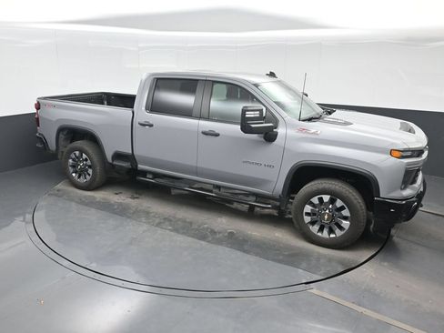 Used 2024 Chevrolet Silverado 2500 Custom w/ Custom Convenience Package AWD/4WD image 23