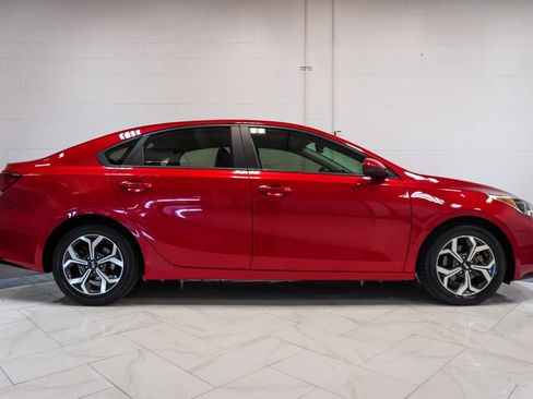 Used 2021 Kia Forte LXS FWD image 30