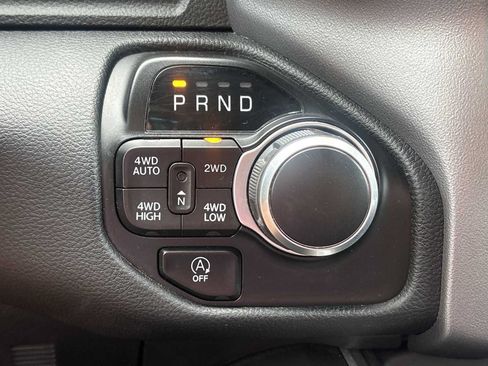 Used 2022 RAM 1500 Big Horn AWD/4WD image 16
