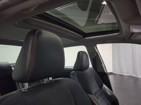 Used 2015 Toyota Camry XSE w/ Advanced Technology Package FWD image 34