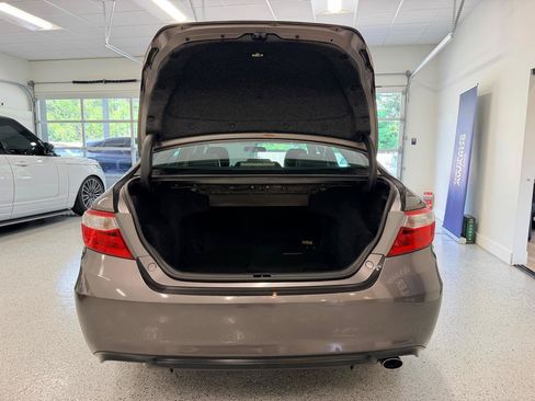 Used 2015 Toyota Camry SE FWD image 37