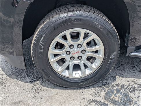 Used 2019 GMC Yukon XL SLT RWD image 11
