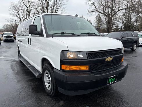 Used 2023 Chevrolet Express 3500 LS image 4