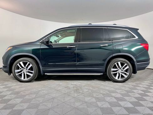 Used 2017 Honda Pilot Touring image 18