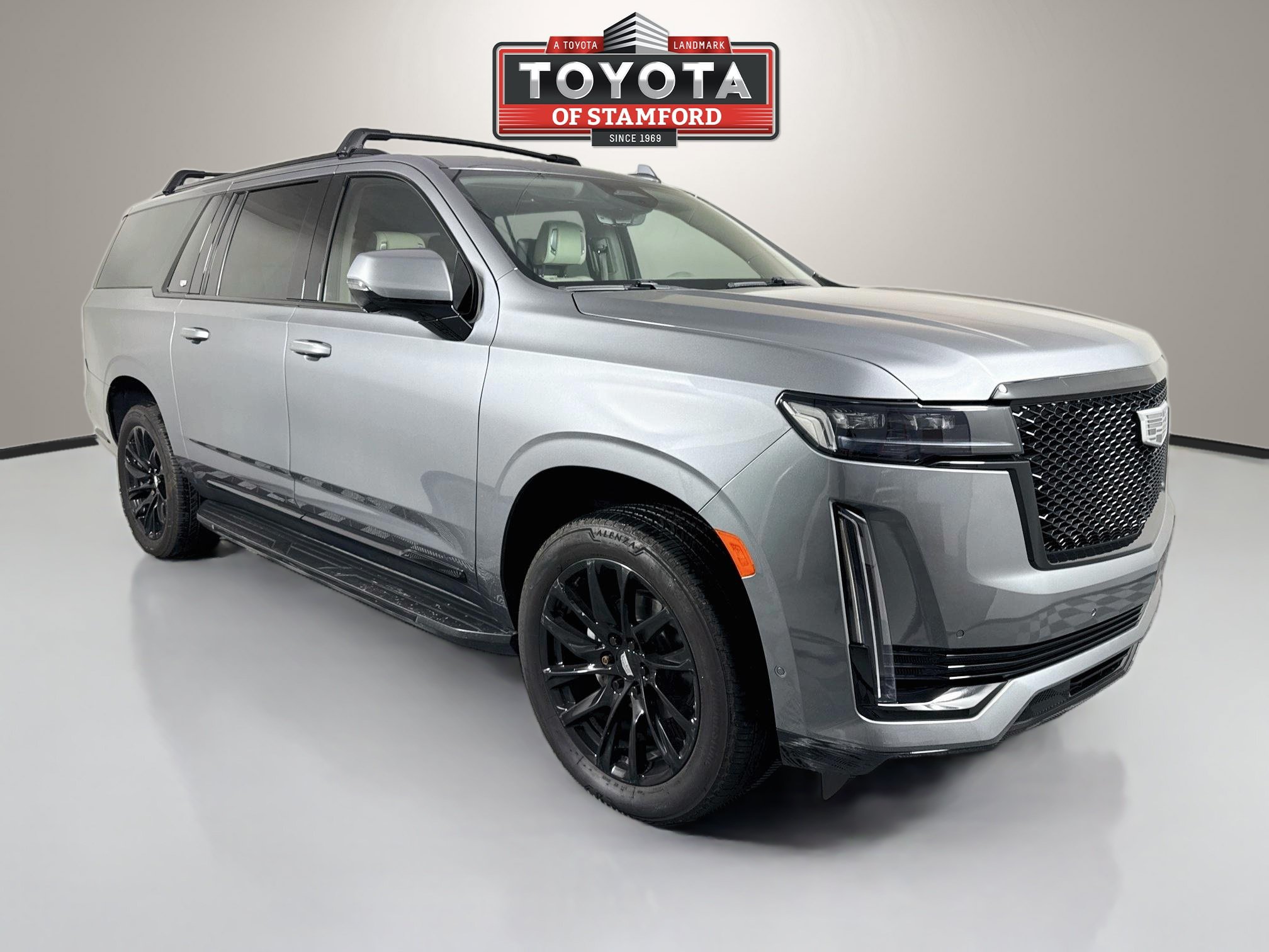 Used 2021 Cadillac Escalade ESV Sport Platinum w/ LPO, ONYX Package AWD/4WD image 1