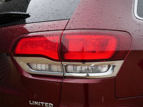 Used 2022 Jeep Grand Cherokee Limited RWD image 9