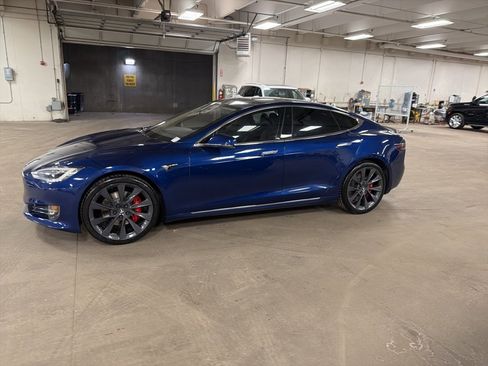 Used 2018 Tesla Model S P100D image 2