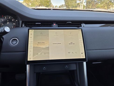 New 2025 Land Rover Discovery Sport S image 12