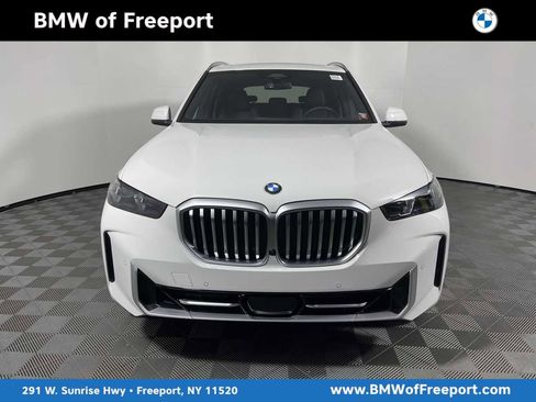 Used 2024 BMW X5 xDrive40i w/ Parking Assistance Package image 1