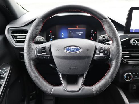 Used 2025 Ford Escape ST-Line Select AWD/4WD image 23