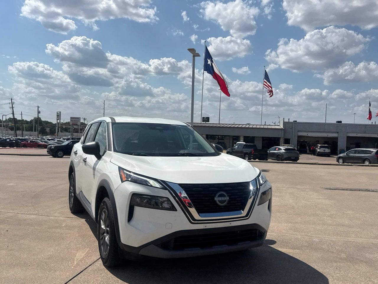 Certified 2023 Nissan Rogue S AWD/4WD image 3