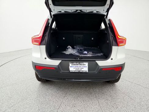 New 2026 Volvo XC40 B5 Plus w/ Climate Package AWD/4WD image 15