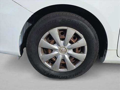 Used 2011 Toyota Corolla LE image 24