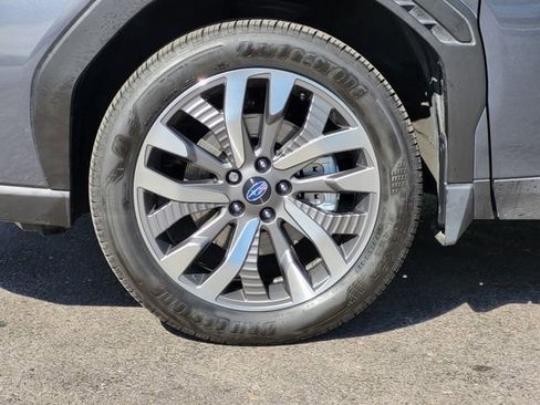 Used 2025 Subaru Forester Touring AWD/4WD image 7