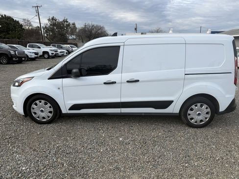 Used 2022 Ford Transit Connect XLT image 6
