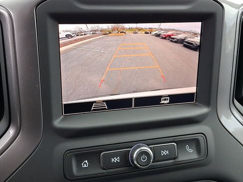 Used 2022 Chevrolet Silverado 1500 Custom Trail Boss image 18