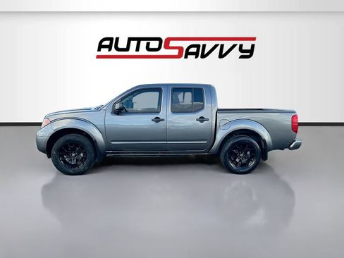 Used 2020 Nissan Frontier SV w/ Midnight Edition Floor Mats RWD image 4