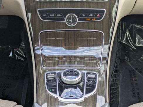 Used 2019 Mercedes-Benz C 300 Sedan image 17