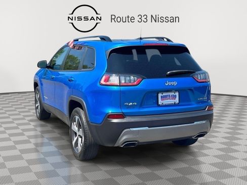 Used 2022 Jeep Cherokee Limited AWD/4WD image 3