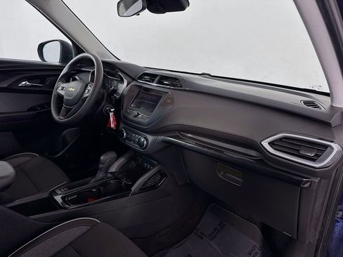 Used 2021 Chevrolet TrailBlazer LS image 35