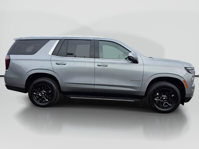 Used 2025 Chevrolet Tahoe LT AWD/4WD image 6