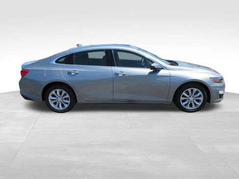 Used 2024 Chevrolet Malibu LT FWD image 6