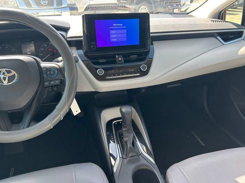 Used 2023 Toyota Corolla LE FWD image 17