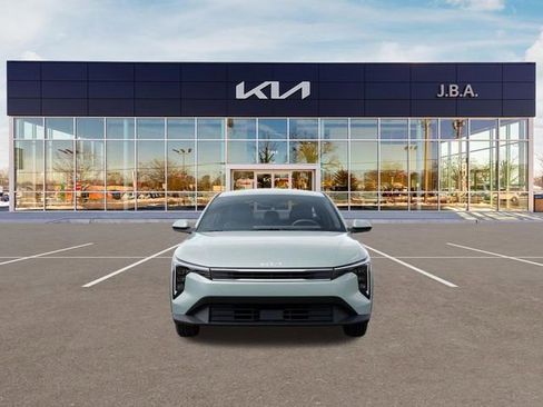 New 2026 Kia K4 LXS image 2