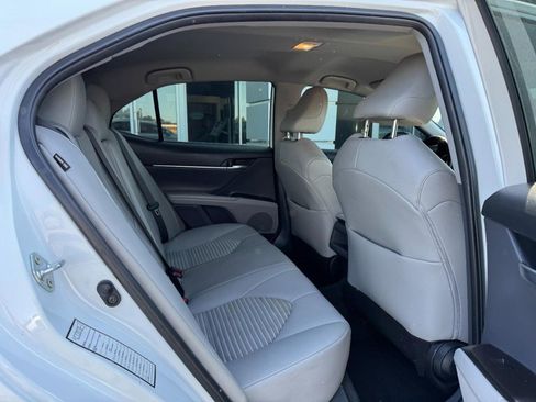 Used 2023 Toyota Camry SE FWD image 13