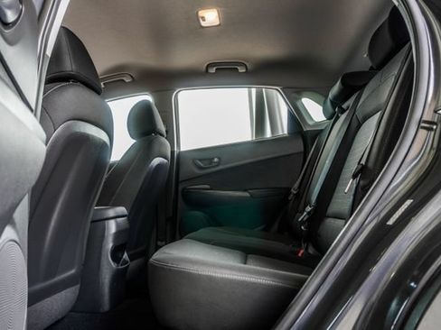 Used 2023 Hyundai Kona SEL FWD image 38