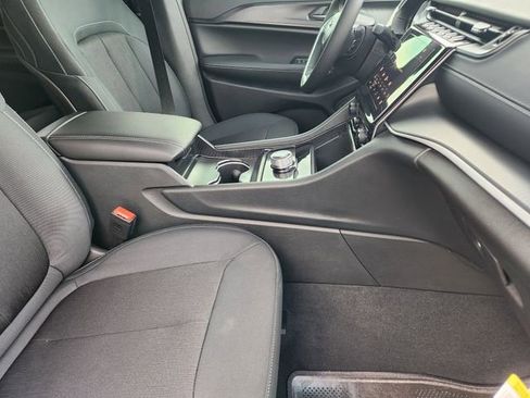 New 2025 Jeep Grand Cherokee L Laredo RWD image 10