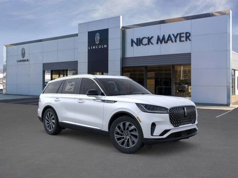 New 2026 Lincoln Aviator AWD image 8