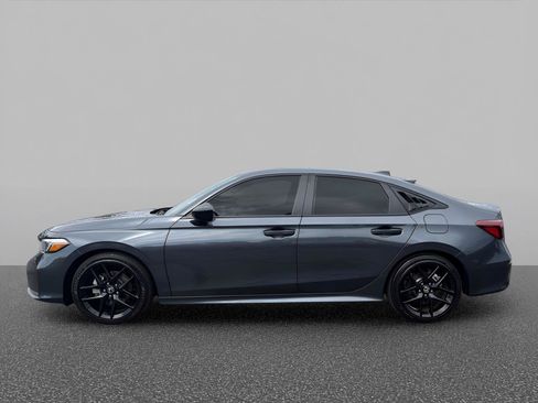 Used 2025 Honda Civic Sport image 6