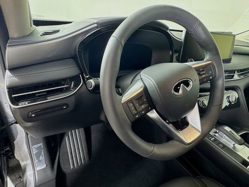 Certified 2026 INFINITI QX60 Luxe w/ Cargo Package FWD image 13