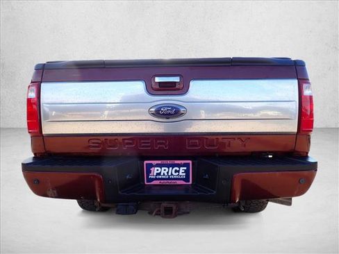 Used 2015 Ford F250 Platinum image 3