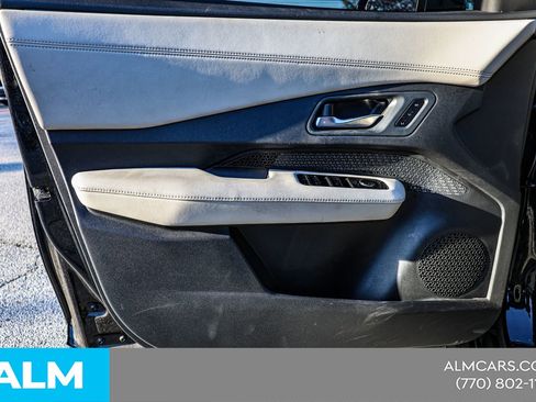 Used 2023 Nissan Ariya FWD image 42