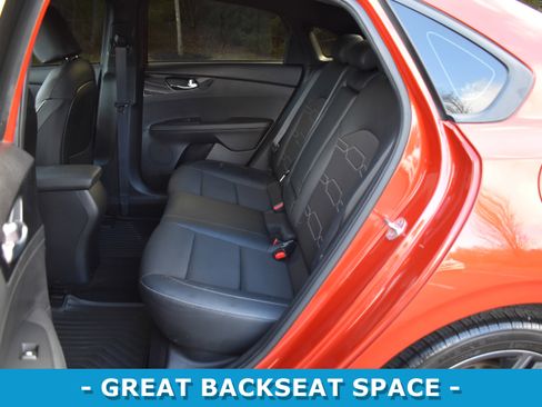 Used 2021 Kia Forte GT-Line image 9