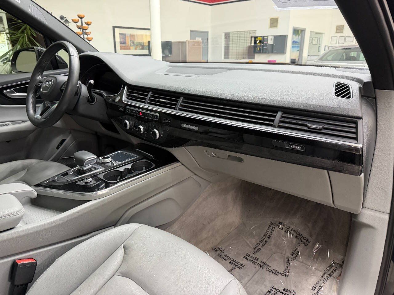 Used 2018 Audi Q7 3.0T Premium Plus w/ Premium Plus Package AWD/4WD image 19