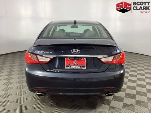 Used 2011 Hyundai Sonata SE w/ Navigation & Sunroof Pkg 4 FWD image 7