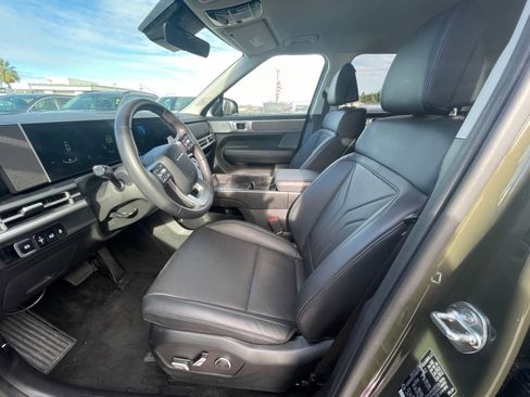 Used 2025 Hyundai Santa Fe SEL image 23