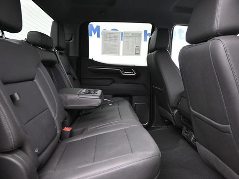 Used 2022 GMC Sierra 1500 SLT AWD/4WD image 10